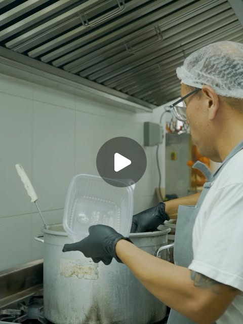 🥗🥩 Eleva el estándar de tus eventos con nuestro almuerzo corporativo: equilibrio, sabor y la mejor energía para tus reuniones.